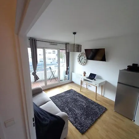 Cosy Paris With Balcony *